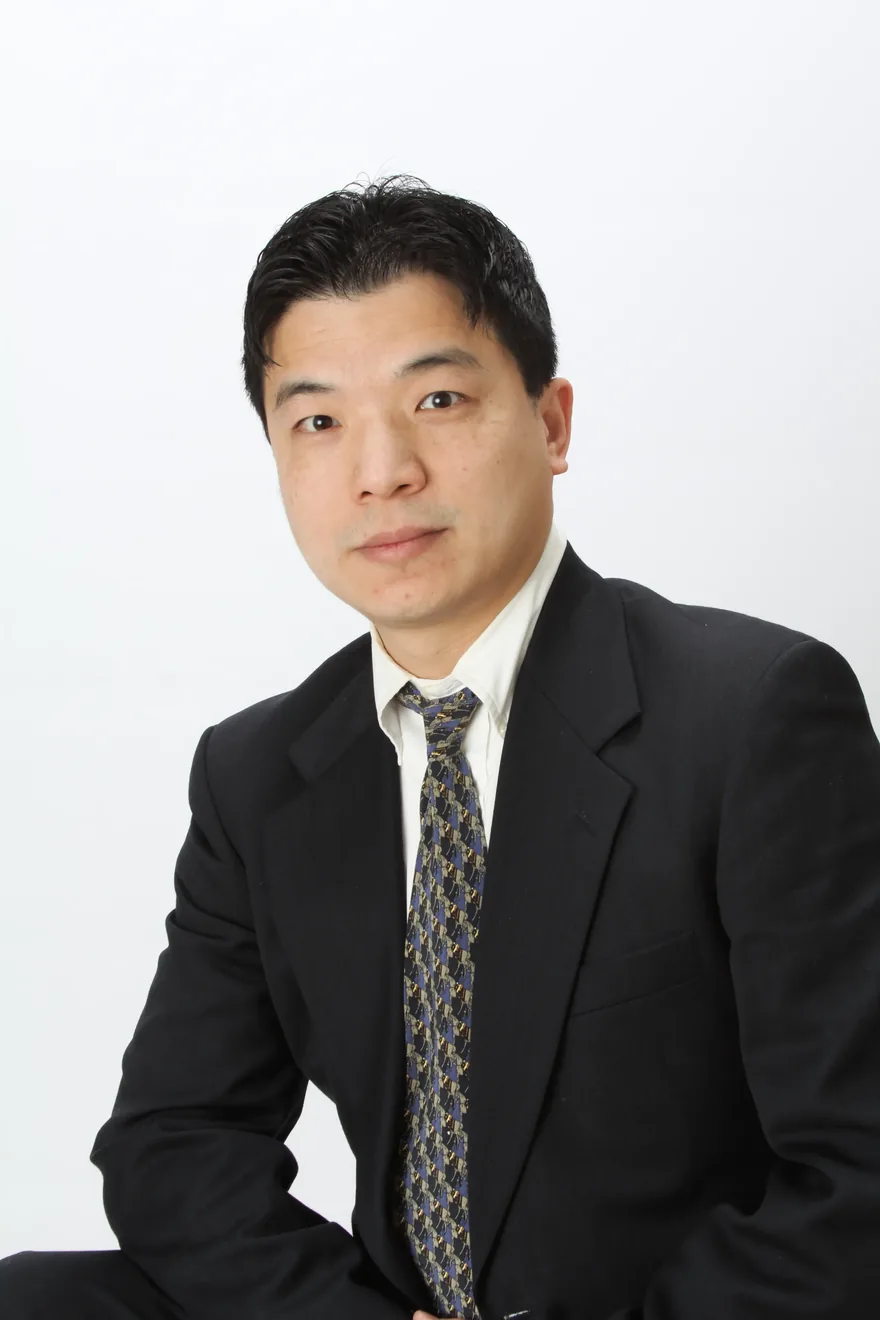 Charlie Wu, bilingual Princeton NJ Realtor and founder of The Wu Team