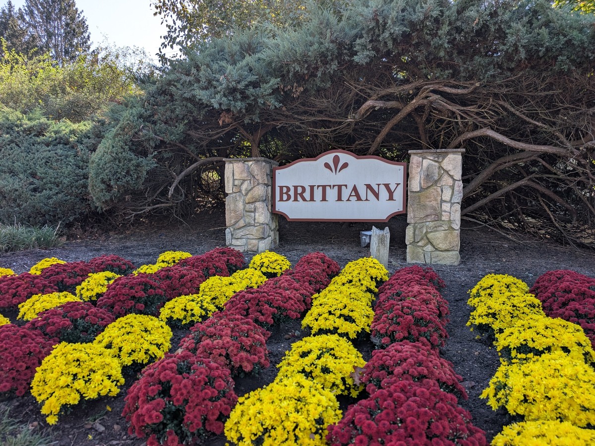 Brittany neighborhood entrance sign, Plainsboro, NJ