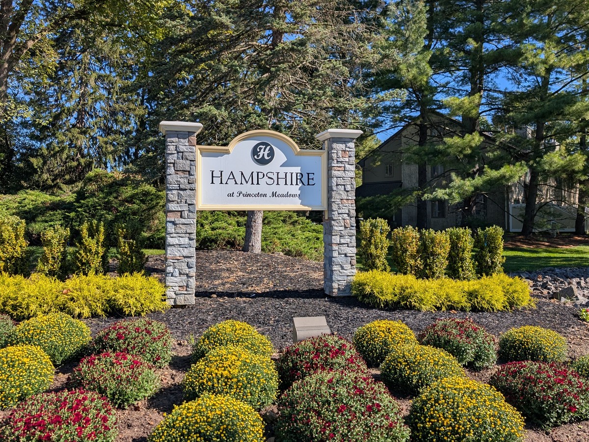 Hampshire neighborhood entrance sign, Plainsboro, NJ