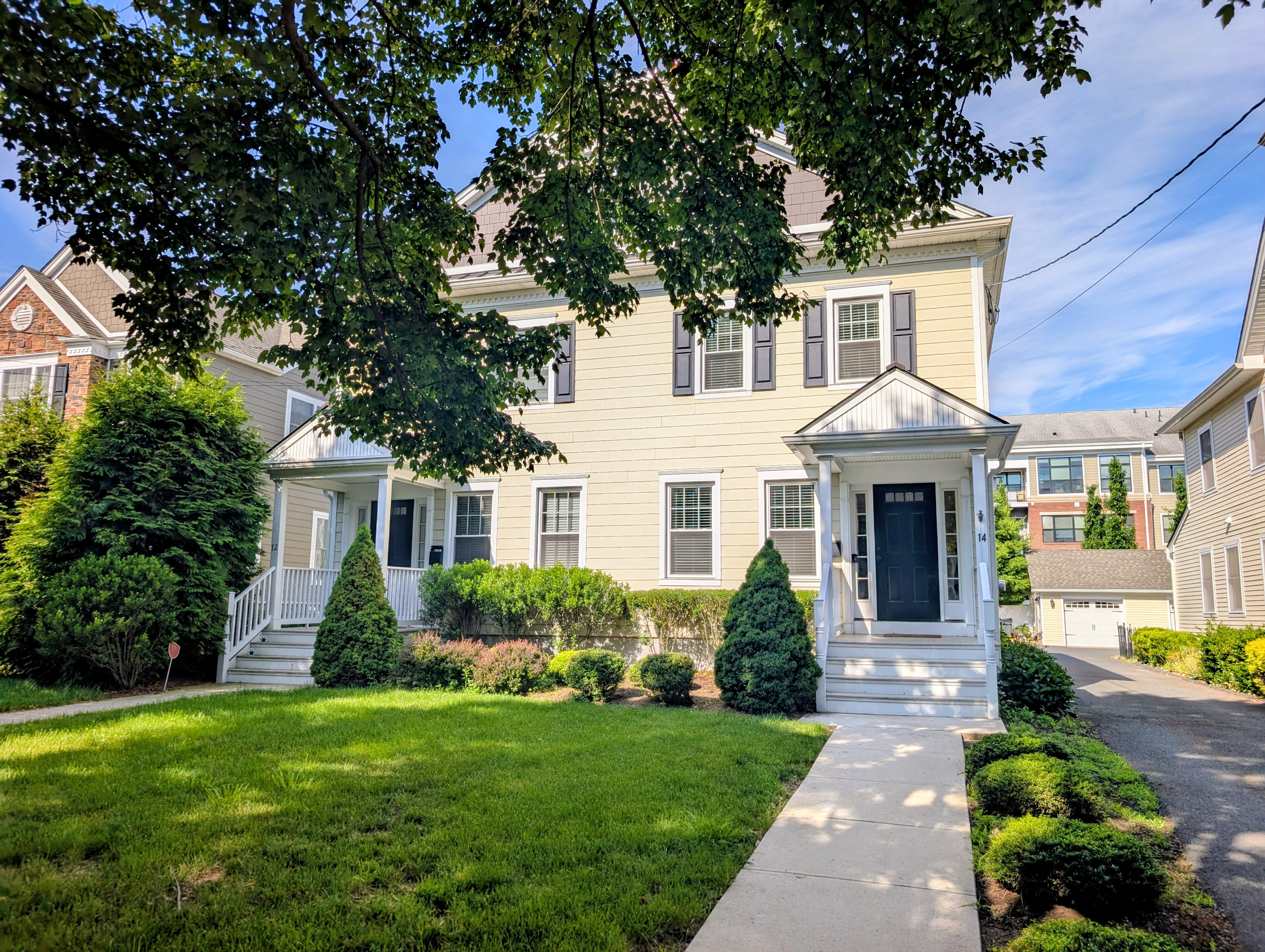 14 Harris Rd, Princeton, NJ 08540