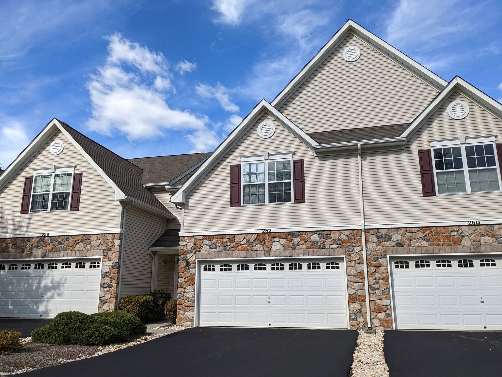 252 Brinley Dr